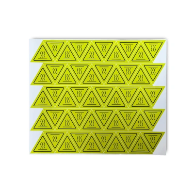 32 01268 – Etiketa 80 mm x 70 mm, “hot surface”, polymér liaty -20 až 80°C + laminácia, ŽLTÁ + ČIERNA, Silné lepidlo