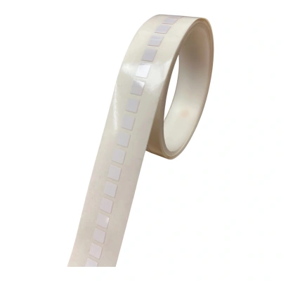 32 01310 – Plastová Etiketa 19 mm x 6,35 mm, Polyimid, Biela, Dutinka 76 mm, 5 000 ks/kotúč, Extra silné lepidlo, B – 727 / THT Brady kompatibilná